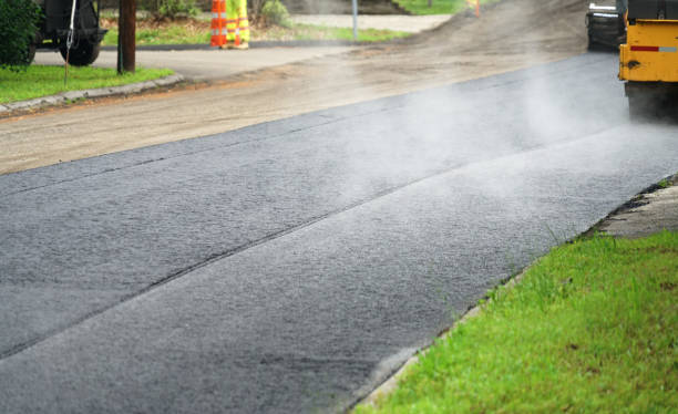 Best Residential Driveway Paver Services  in Walled Lake, MI
